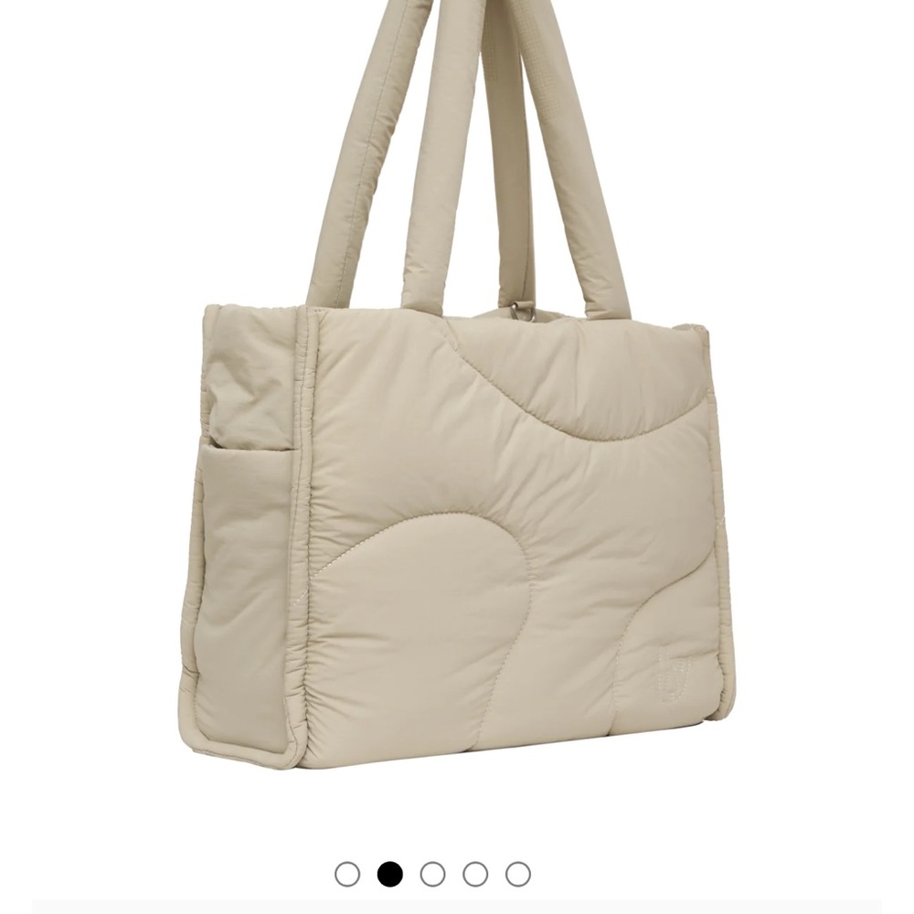 Thirty Years Drift Tote in Pebble